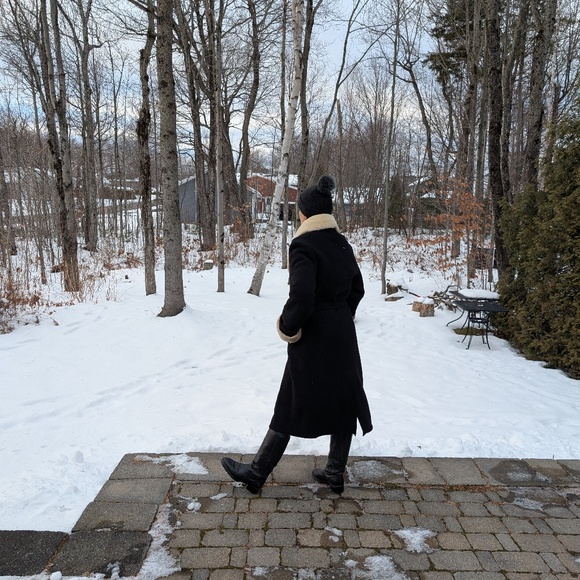 Hilary Radley Wool Coat with Faux Fur Collar – Size 12 - Picture 4 of 11